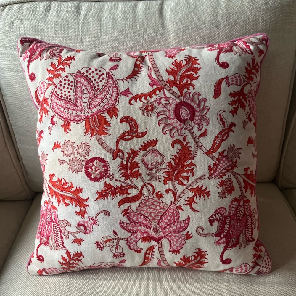 Roller Rabbit Amanda Pillow Cover + Insert
